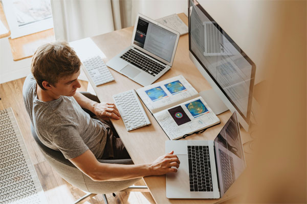 Por-qué-compruebo-constantemente-las-cosas-del-trabajo